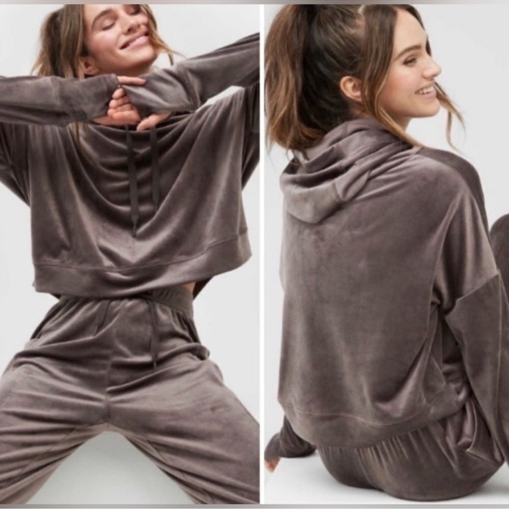 Aerie OFFLINE After Party Cropped Velour Oversized Pullover Hoodie Sweatshirt
